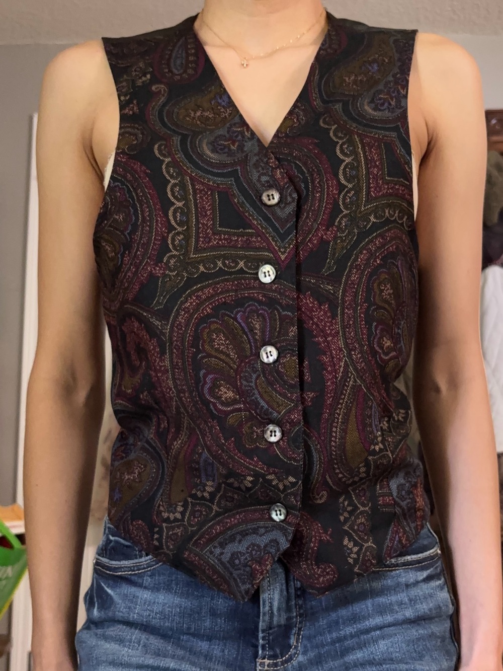 Paisley Button-Front Sleeveless Vest in Black and Burgundy